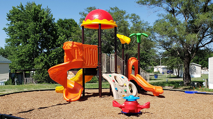 commercial playground equipment